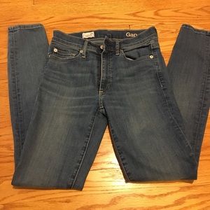 Gap 1969 skinny jeans